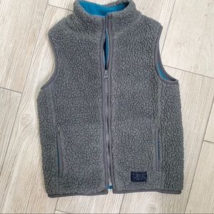 GAP Kids Gray Sherpa Zip Up Vest Size 4